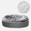 Hundeseng Supernova Silken Gray L med detalj av perlefyll i sirkel